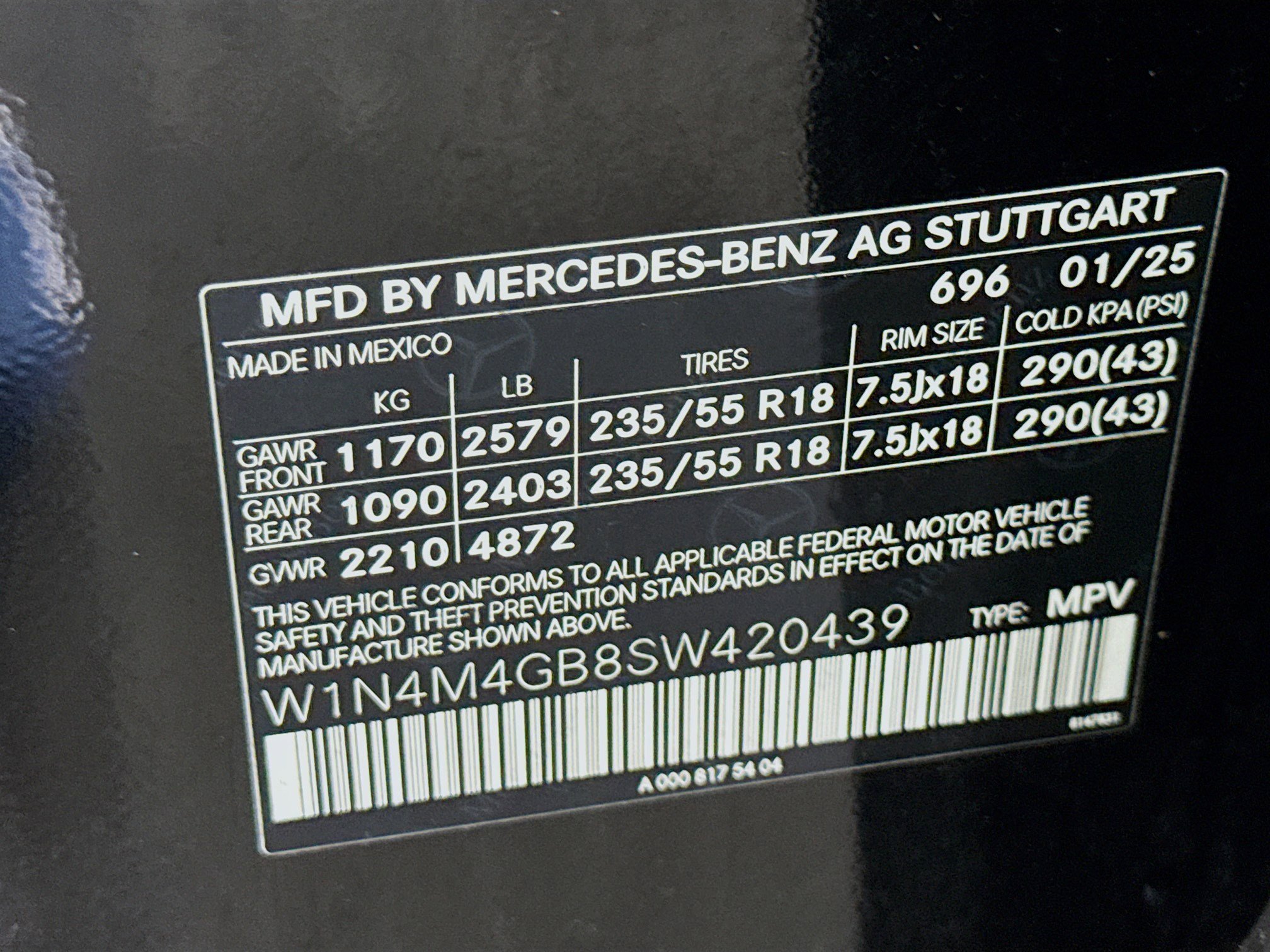 Used 2025 Mercedes-Benz GLB 250 image 40