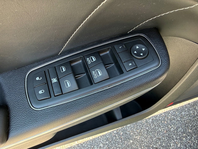 Used 2013 Dodge Charger R/T RWD image 13