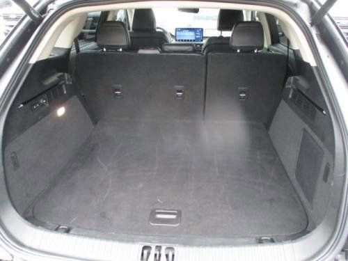 Used 2022 Lincoln Nautilus FWD w/ Premium Package image 4