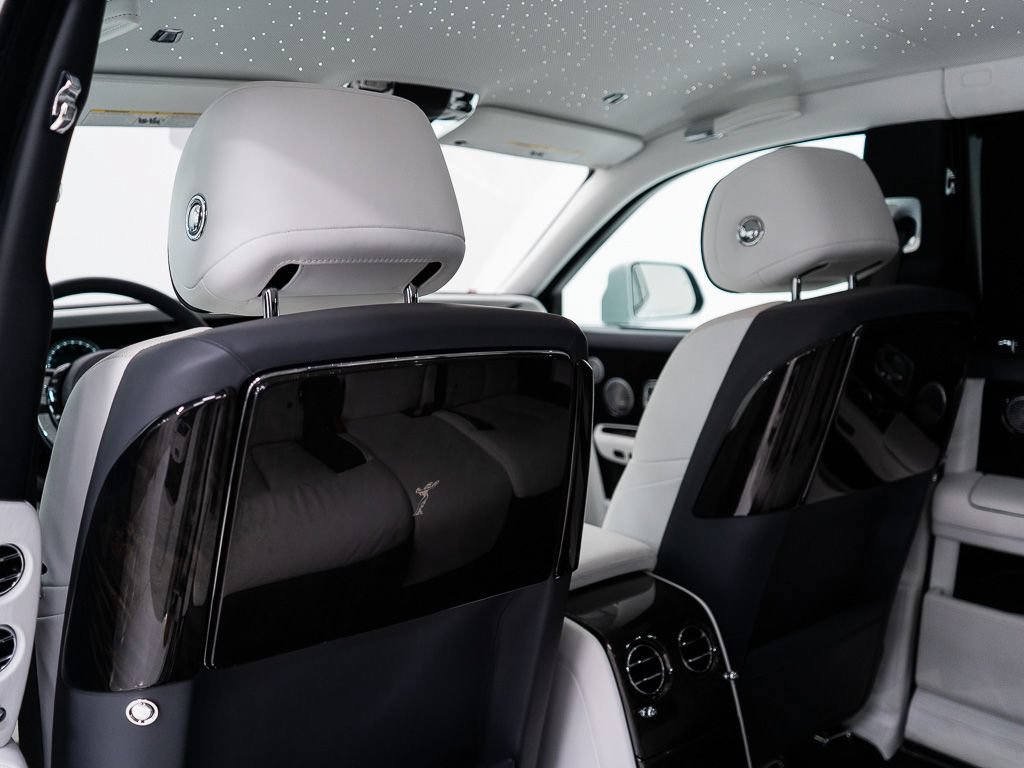 Certified 2023 Rolls-Royce Phantom Sedan RWD image 24