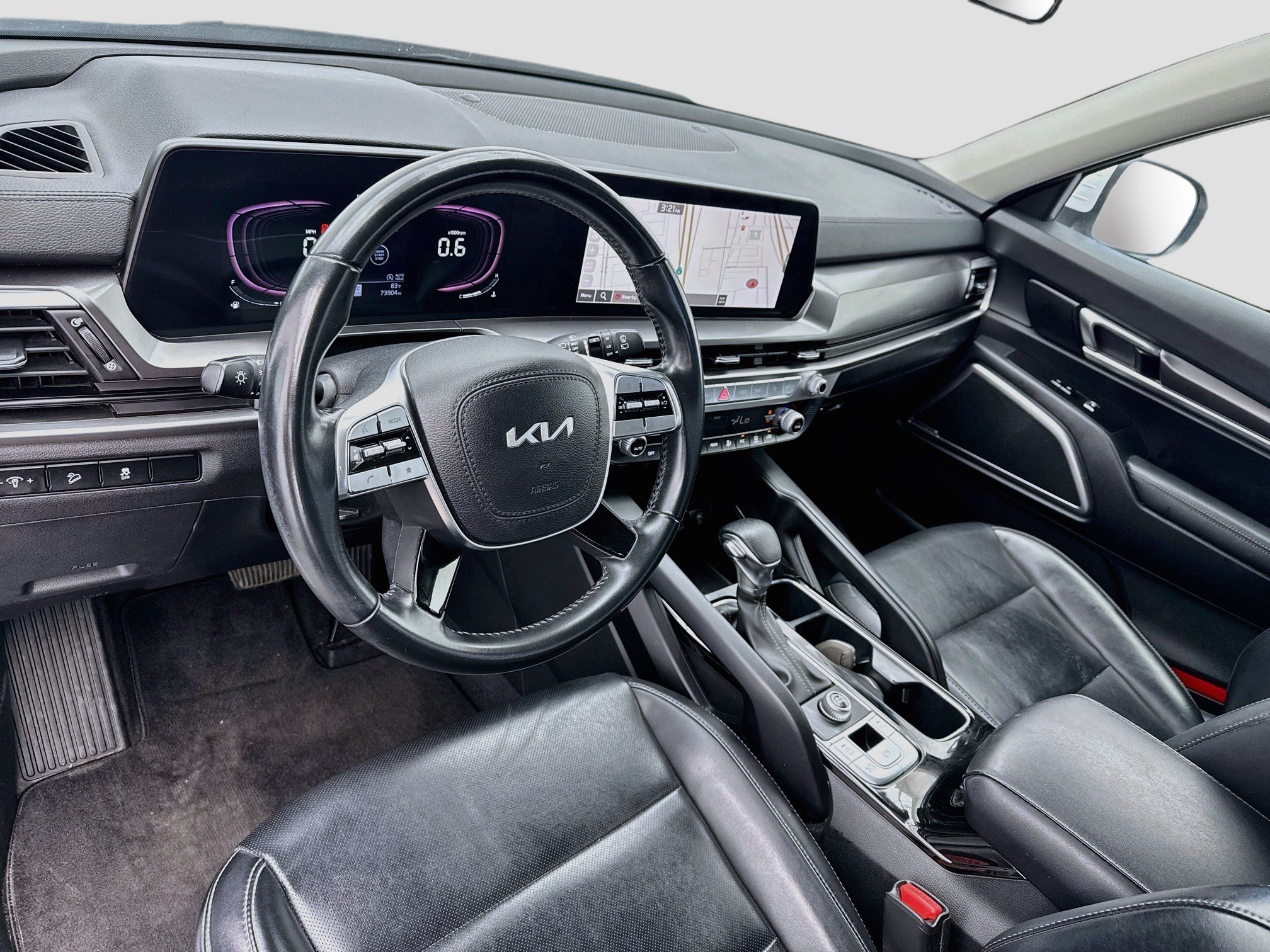 Used 2024 Kia Telluride LX FWD image 7