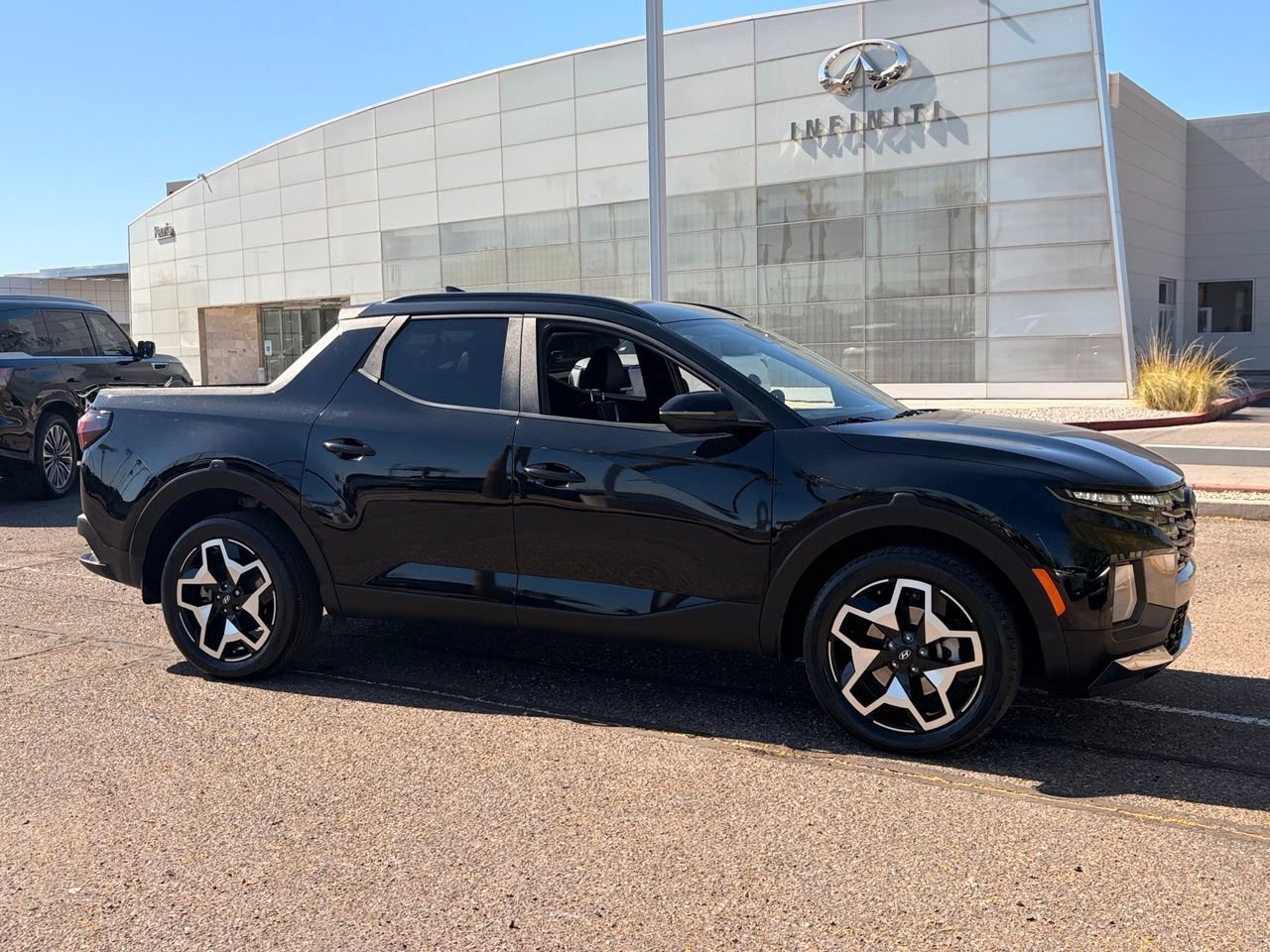 Used 2022 Hyundai Santa Cruz Limited AWD/4WD image 4