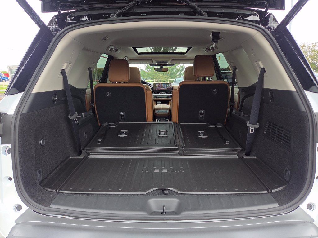 New 2026 Nissan Pathfinder Platinum AWD/4WD image 29