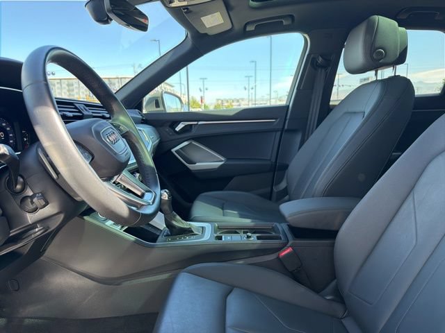 Used 2023 Audi Q3 2.0T Premium w/ Convenience Package AWD/4WD image 23