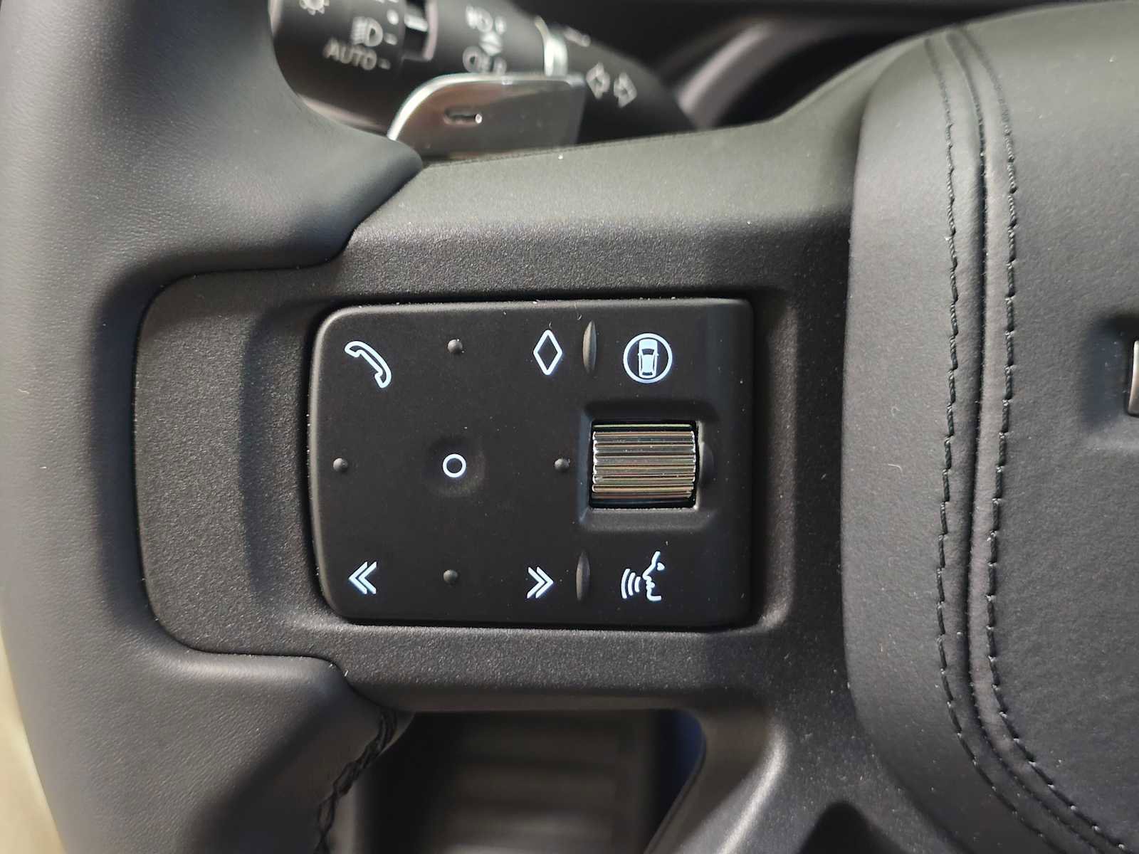 New 2026 Land Rover Defender 130 V8 image 34