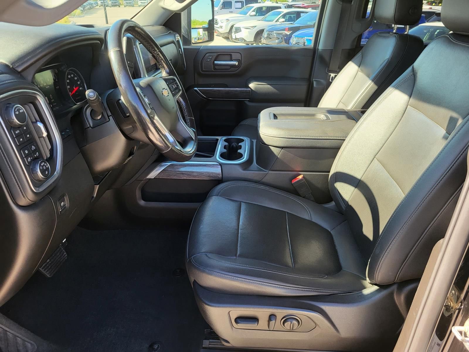 Used 2022 Chevrolet Silverado 3500 LTZ w/ LTZ Plus Package image 16