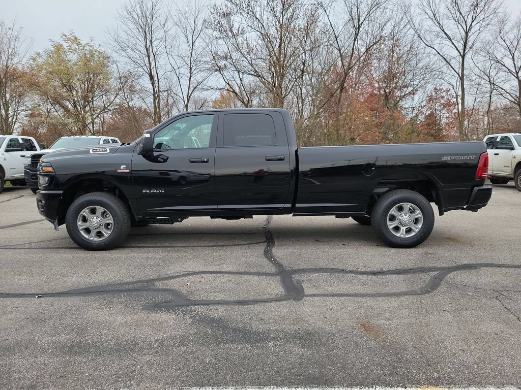 New 2026 RAM 2500 Big Horn AWD/4WD image 5
