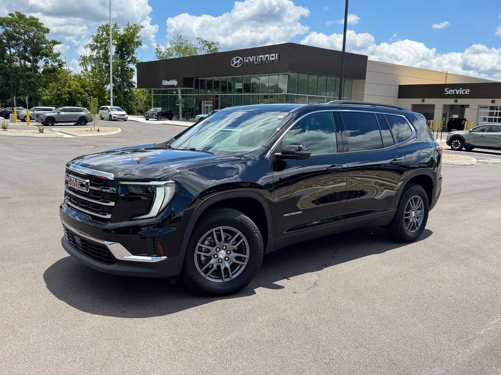 Used 2025 GMC Acadia Elevation