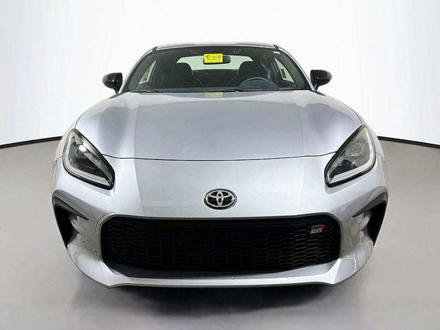Used 2025 Toyota GR86 Premium w/ Performance Package RWD image 2