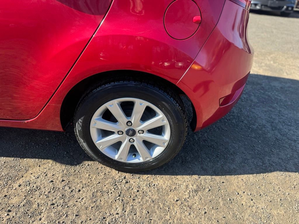 Used 2011 Ford Fiesta SE w/ 202A Rapid Spec Order Code image 13