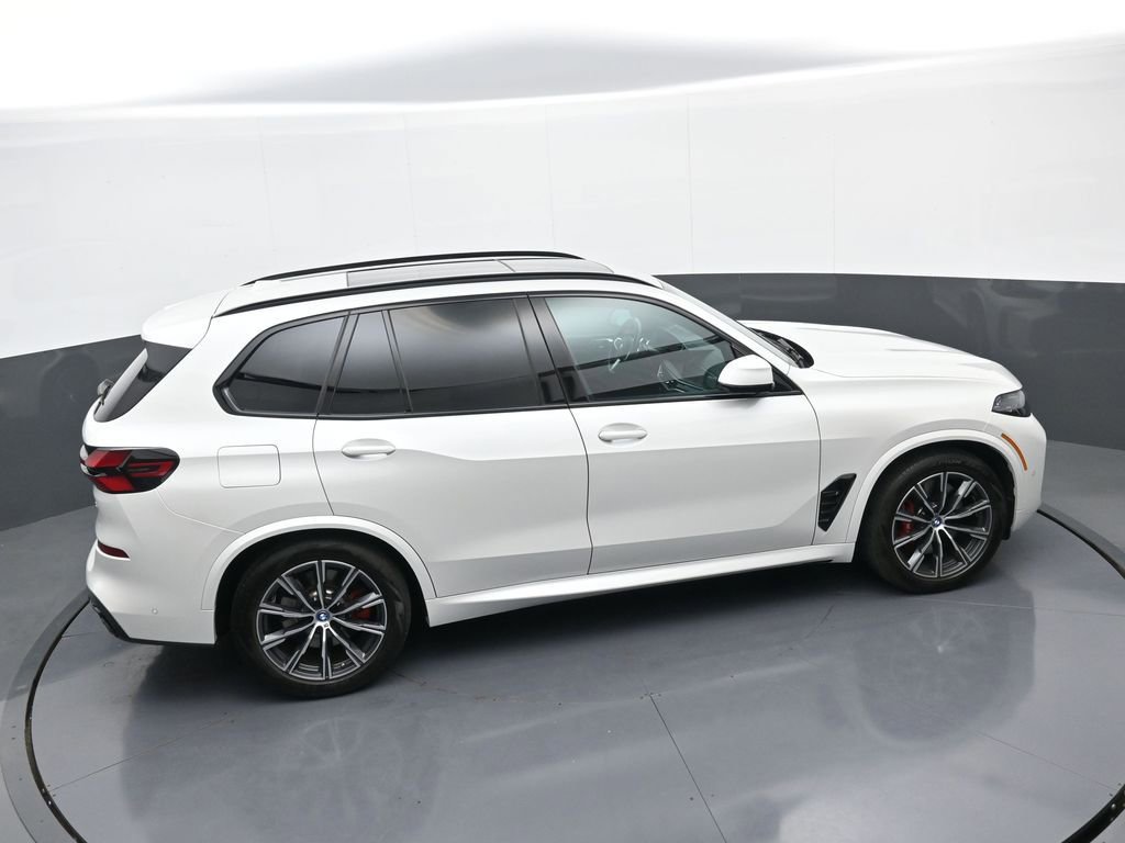 Used 2024 BMW X5 xDrive50e w/ Executive Package AWD/4WD image 38