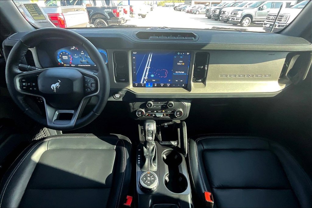 Used 2025 Ford Bronco Outer Banks w/ Sasquatch Package AWD/4WD image 15