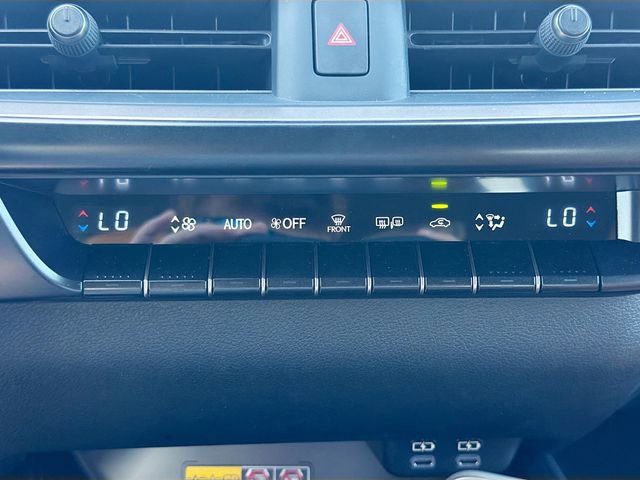 Used 2025 Lexus UX 300h FWD w/ Accessory Package (Z1) image 34