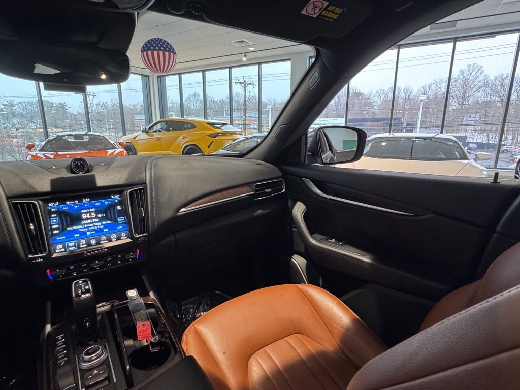 Used 2019 Maserati Levante image 33