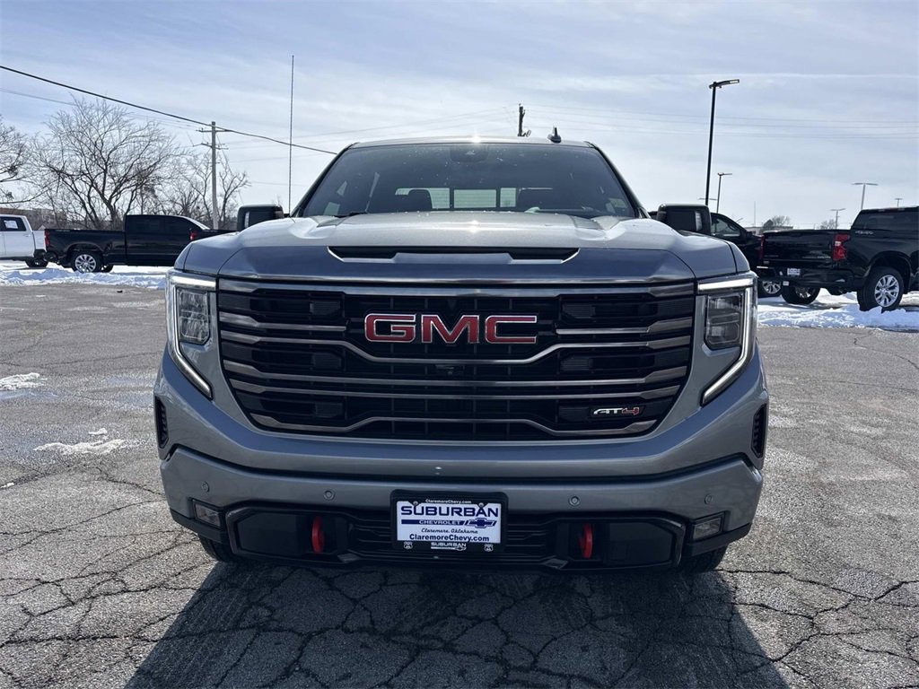 Used 2023 GMC Sierra 1500 AT4 w/ AT4 Premium Package image 8