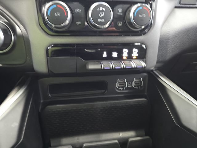 Used 2022 RAM 1500 Big Horn AWD/4WD image 22