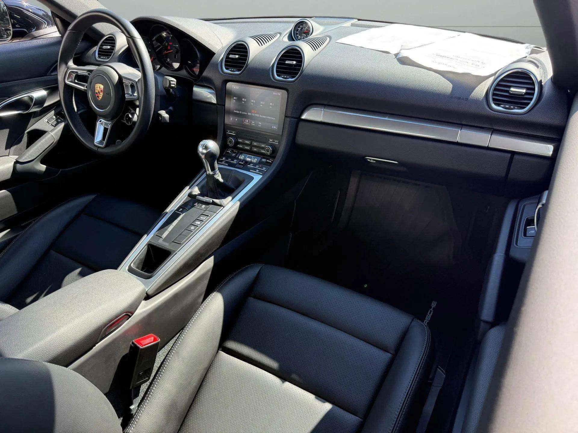 Used 2024 Porsche 718 Cayman w/ Sport Chrono Package image 2