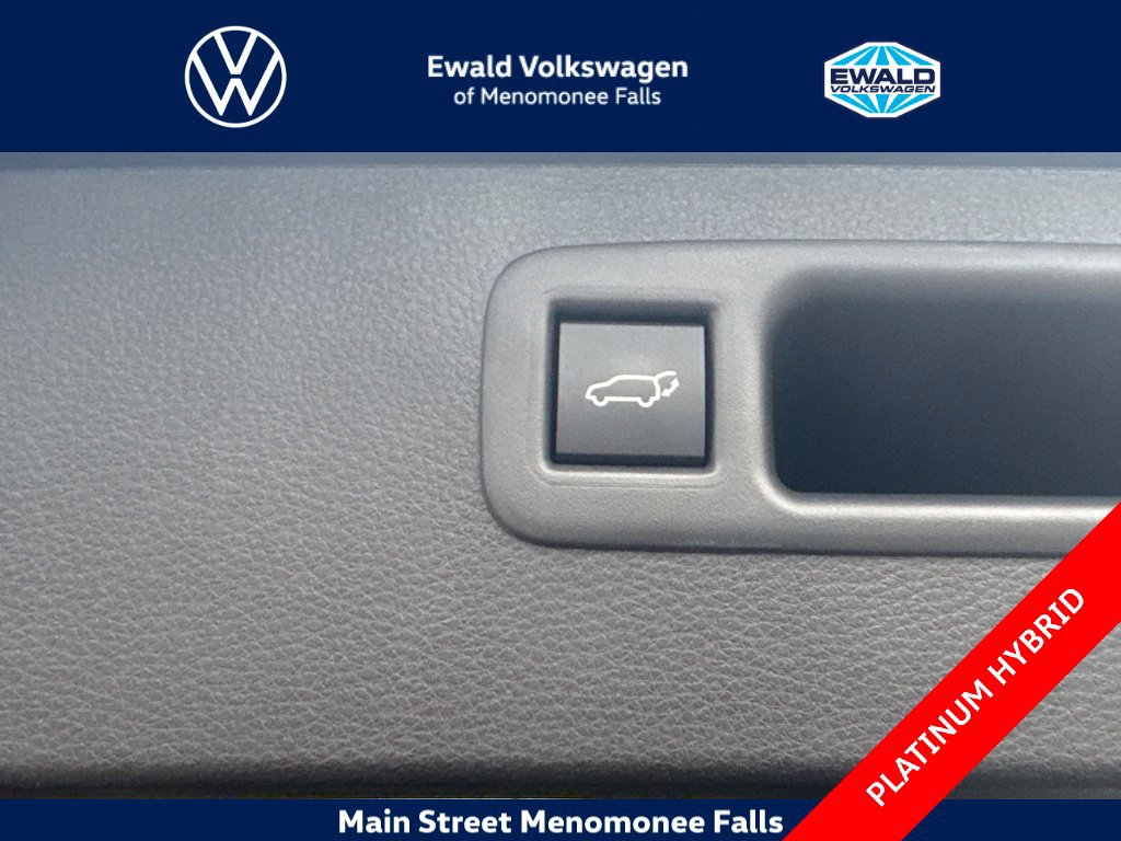 Used 2026 Toyota Highlander Platinum AWD/4WD image 28