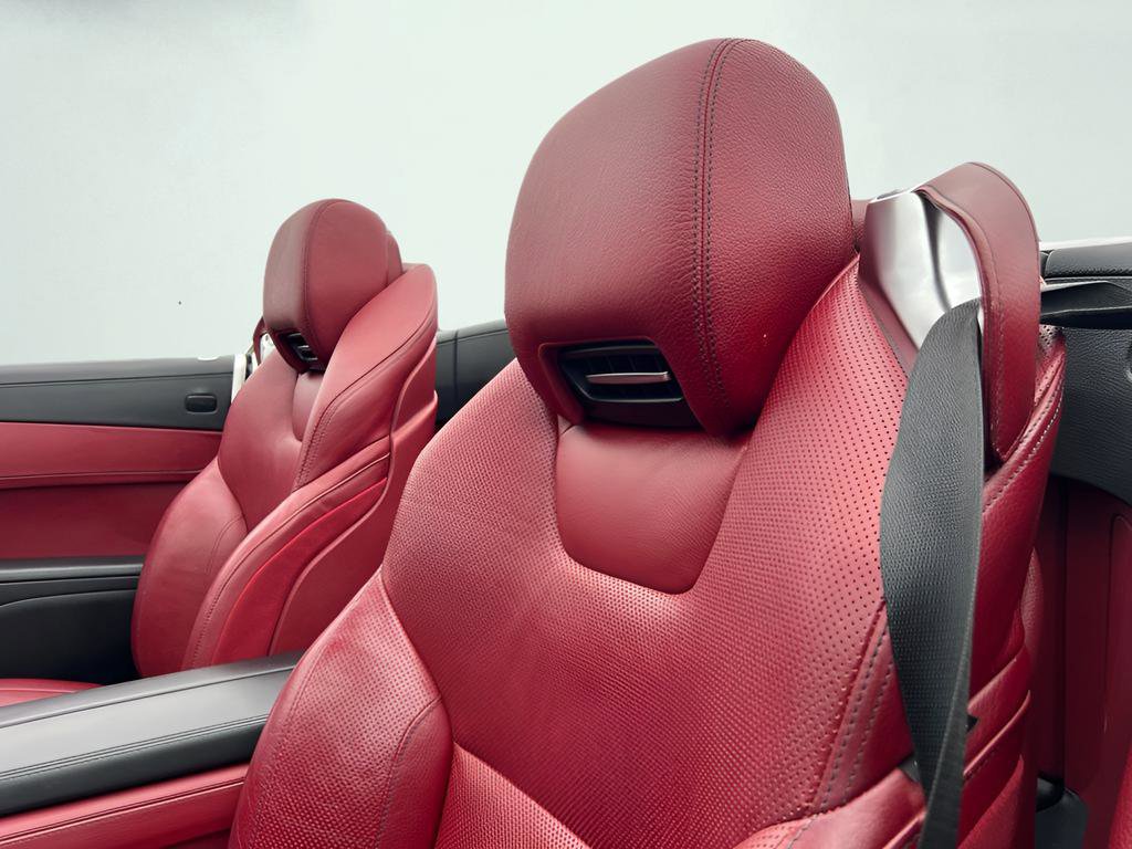 Used 2014 Mercedes-Benz SL 550 w/ Driver Assistance Package image 30