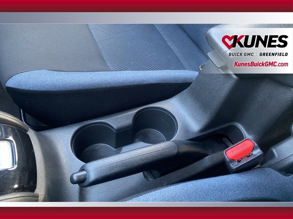 Used 2023 Nissan Versa SV image 27