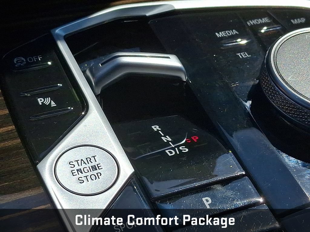Used 2023 BMW X7 xDrive40i w/ Climate Comfort Package AWD/4WD image 21