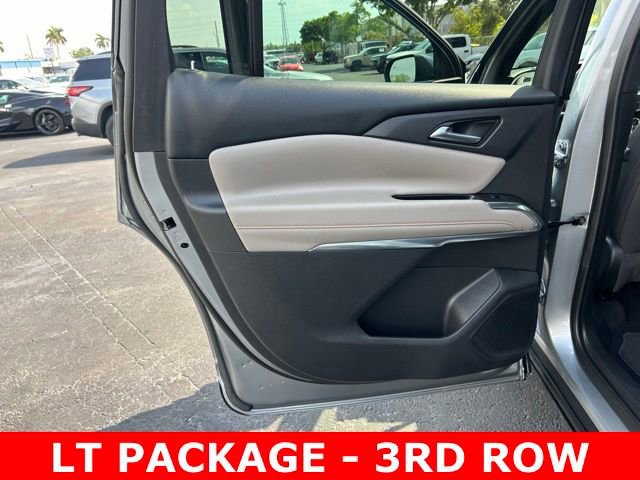 Certified 2025 Chevrolet Traverse LT image 13