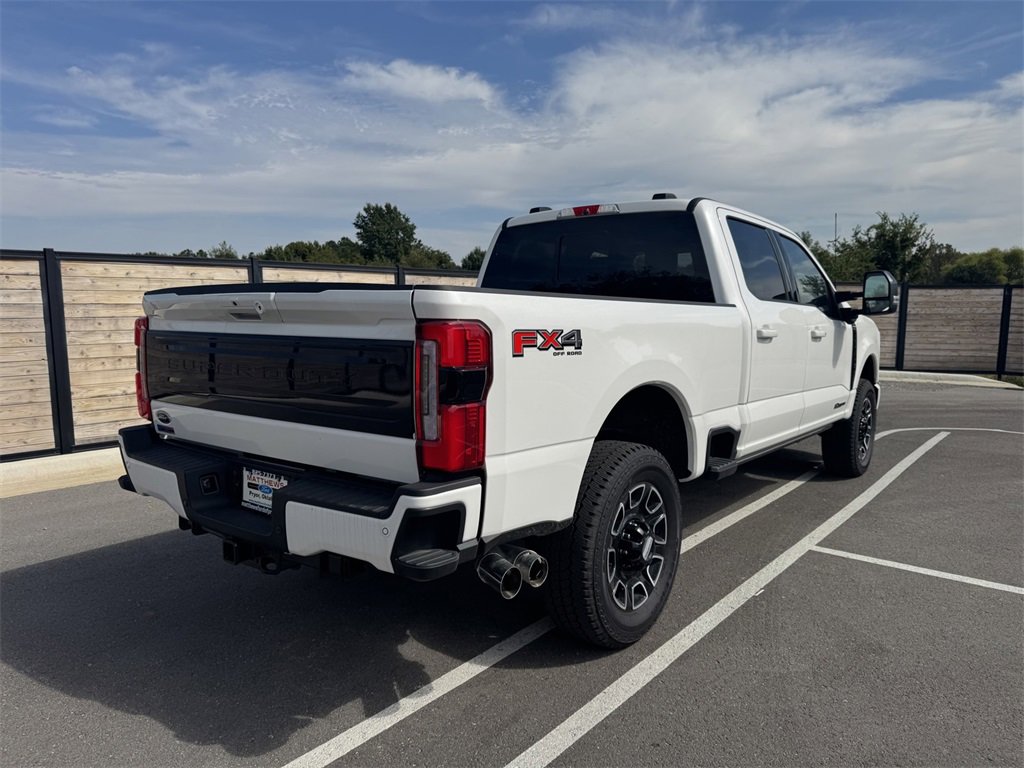 Used 2025 Ford F350 Platinum w/ FX4 Off-Road Package image 8