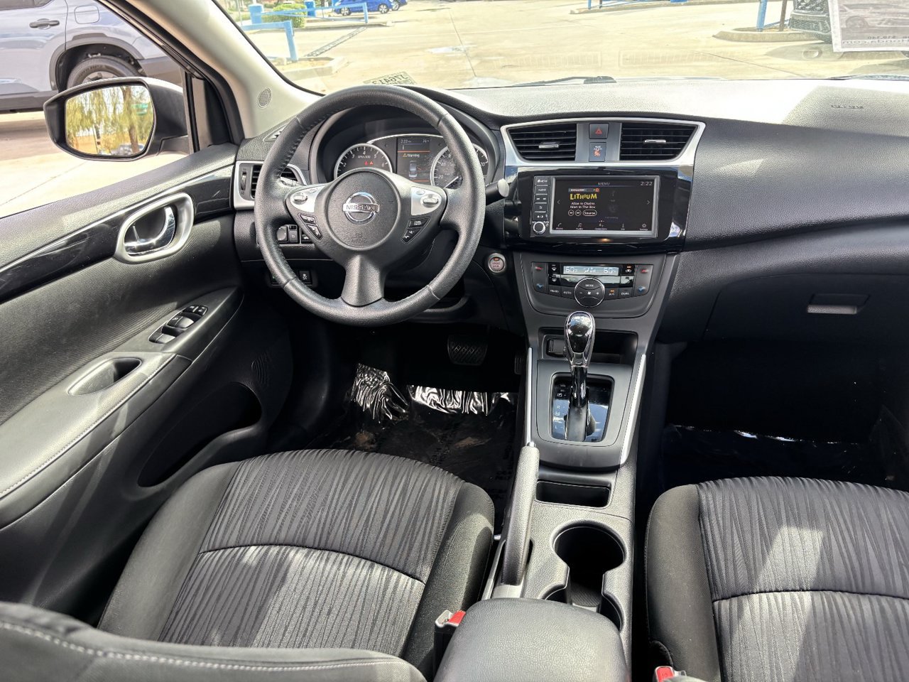Used 2019 Nissan Sentra SV FWD image 12