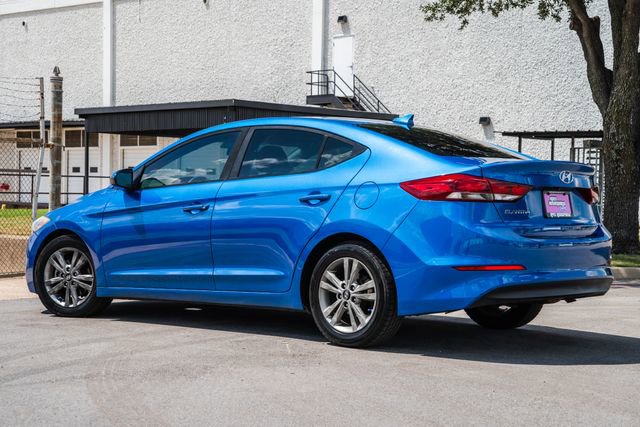 Used 2018 Hyundai Elantra SEL image 3