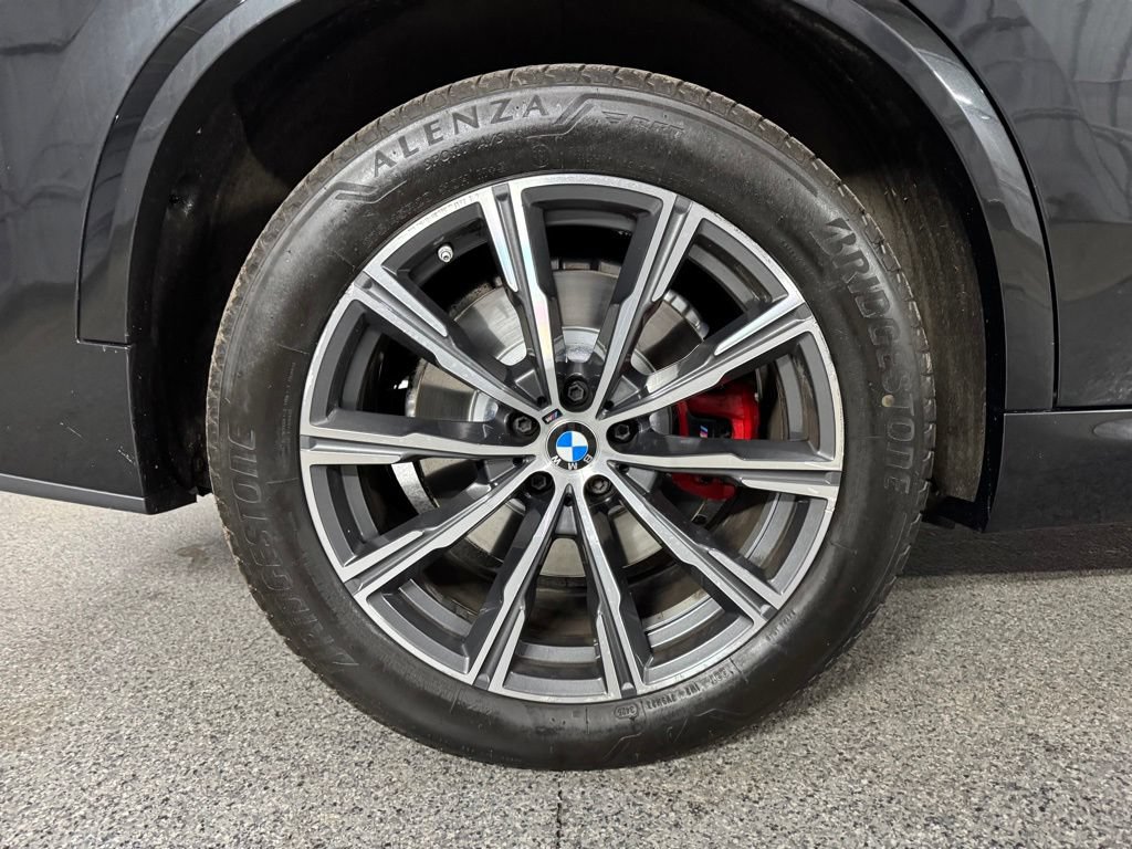 Used 2023 BMW X5 M50i w/ Executive Package AWD/4WD image 10