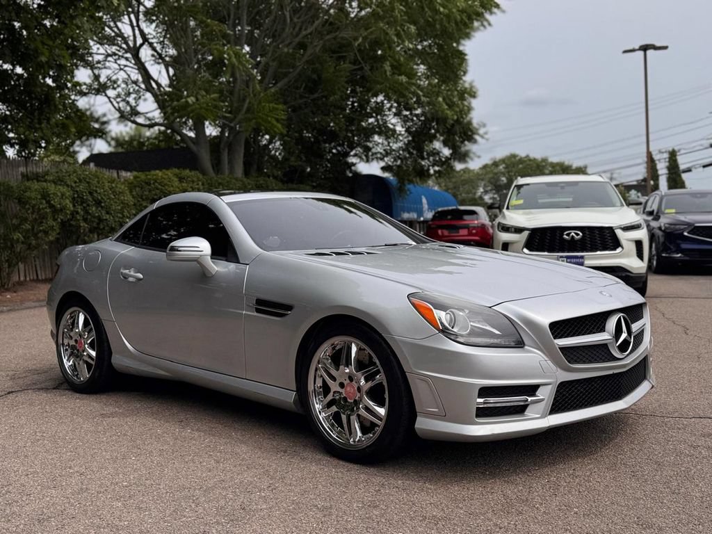 Used 2015 Mercedes-Benz SLK 250 image 9