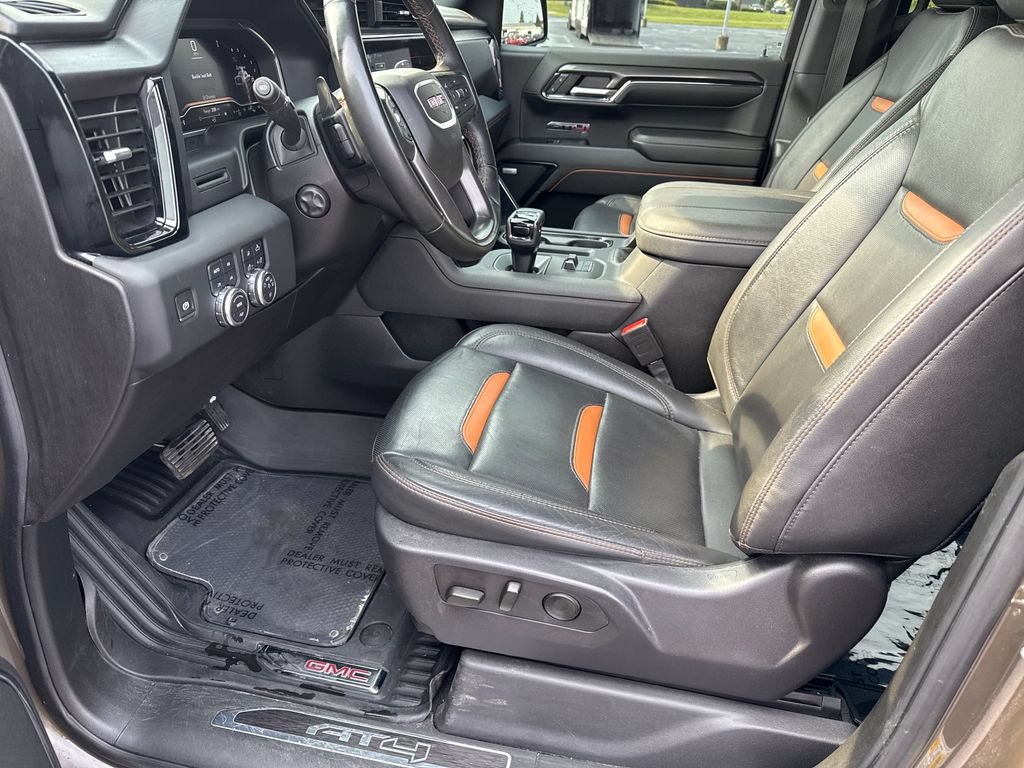 Used 2024 GMC Sierra 1500 AT4 AWD/4WD image 17