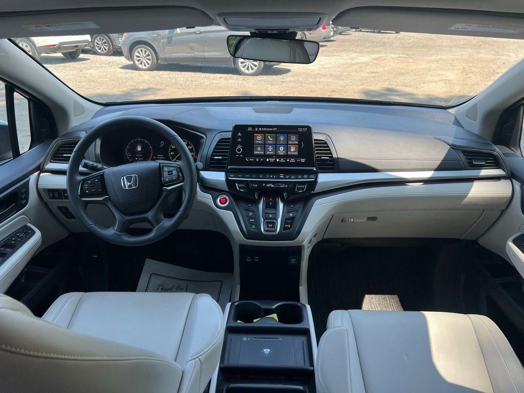 Used 2025 Honda Odyssey EX-L image 21