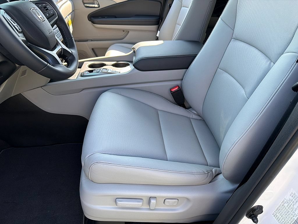 New 2026 Honda Ridgeline RTL image 12