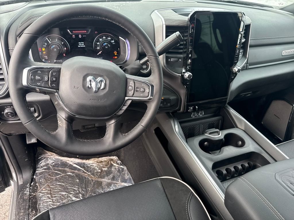 New 2026 RAM 3500 Laramie AWD/4WD image 22