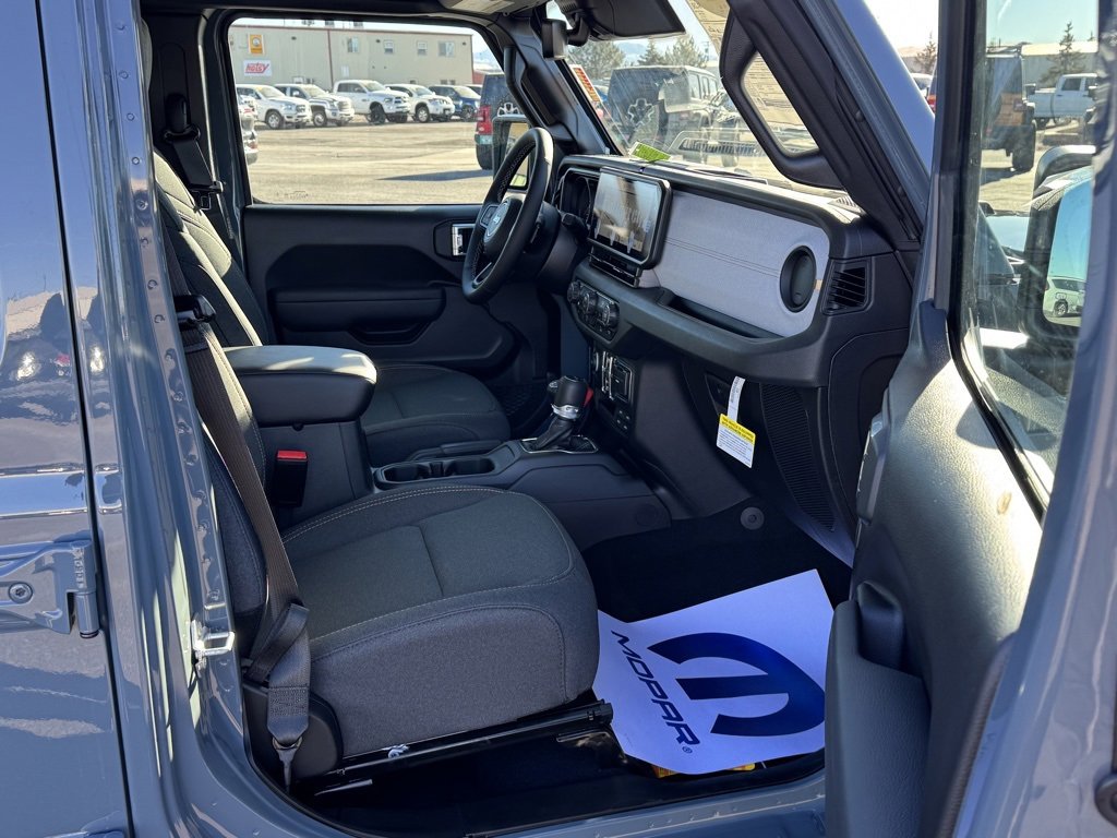 New 2025 Jeep Gladiator Sport image 10