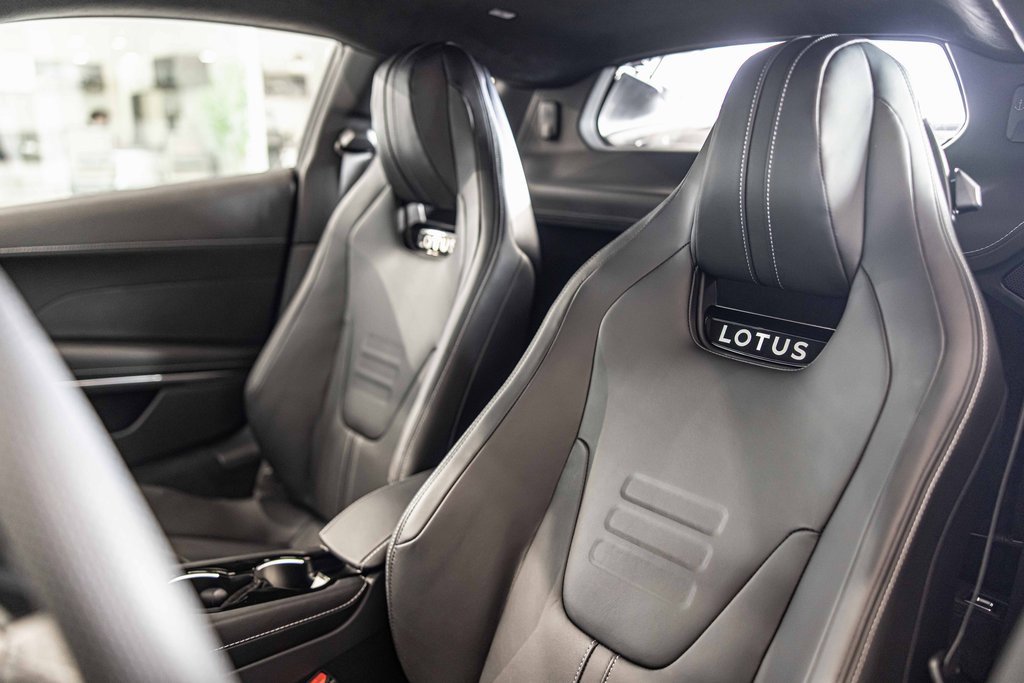 New 2025 Lotus Emira image 16