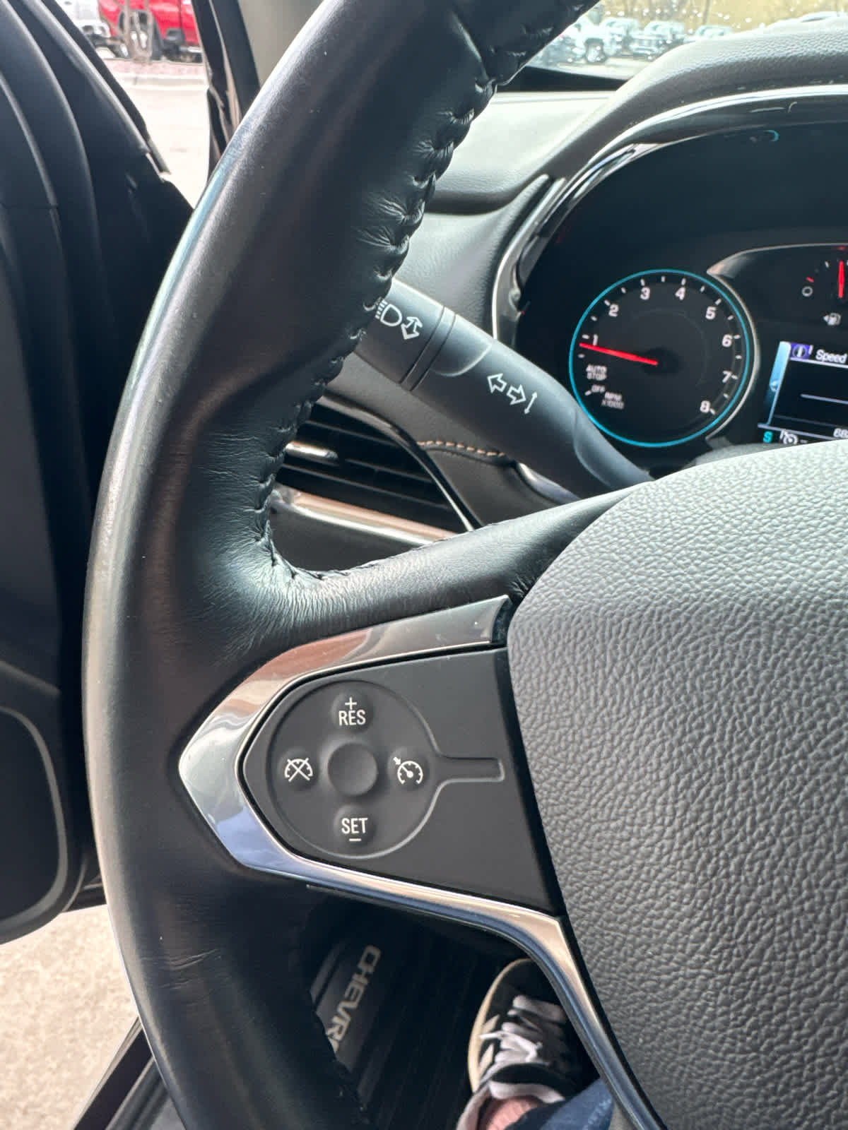 Used 2018 Chevrolet Traverse LT AWD/4WD image 19