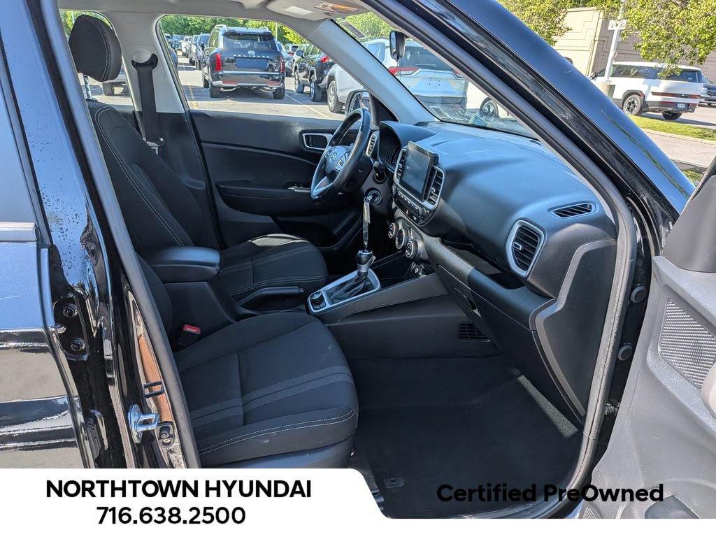 Certified 2023 Hyundai Venue SEL w/ Cargo Package FWD image 33