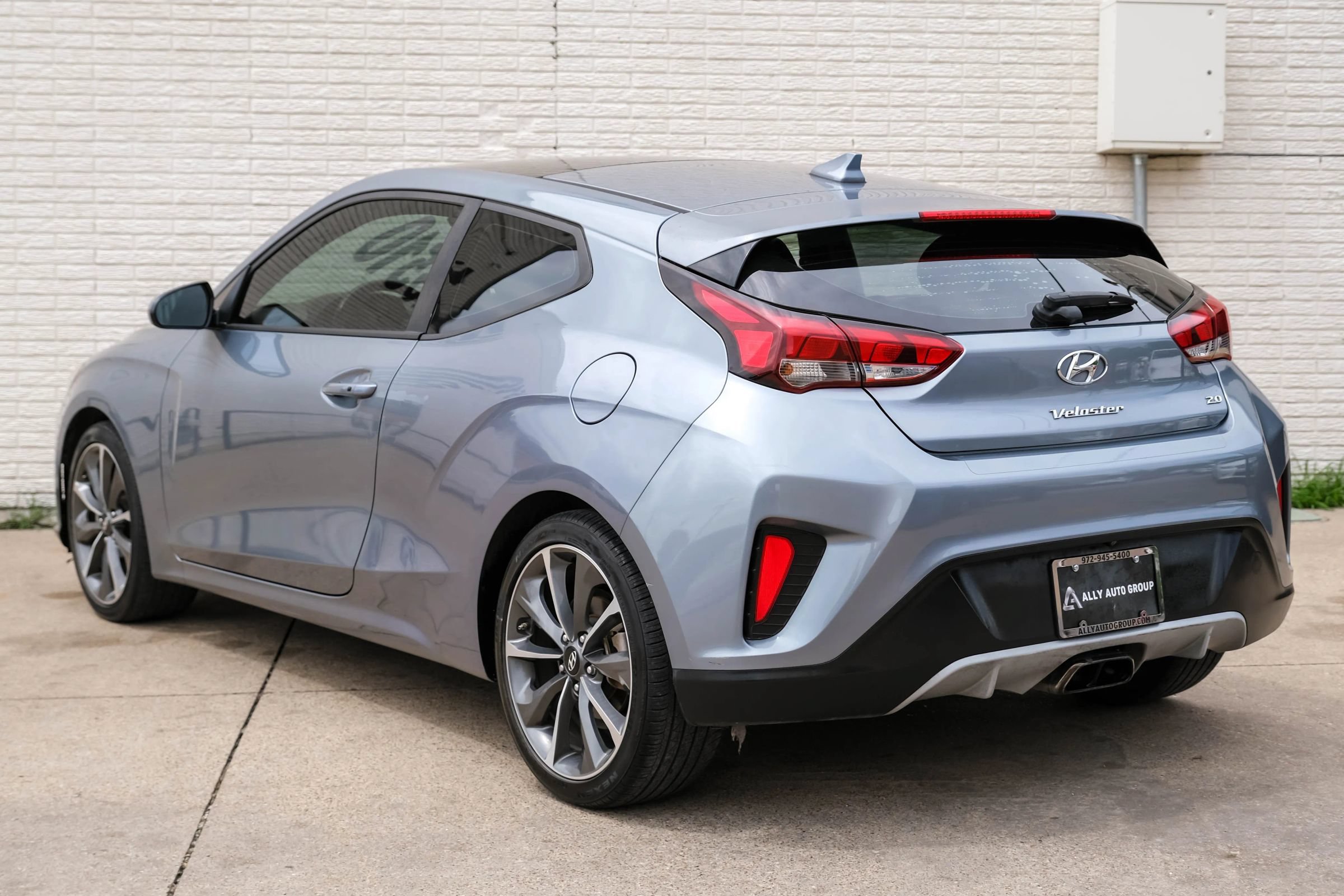 Used 2021 Hyundai Veloster 2.0 Premium FWD image 10