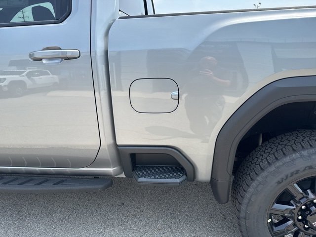 New 2025 GMC Sierra 2500 AT4 w/ AT4 Premium Plus Package image 8