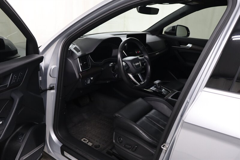 Used 2022 Audi Q5 2.0T Prestige AWD/4WD image 23