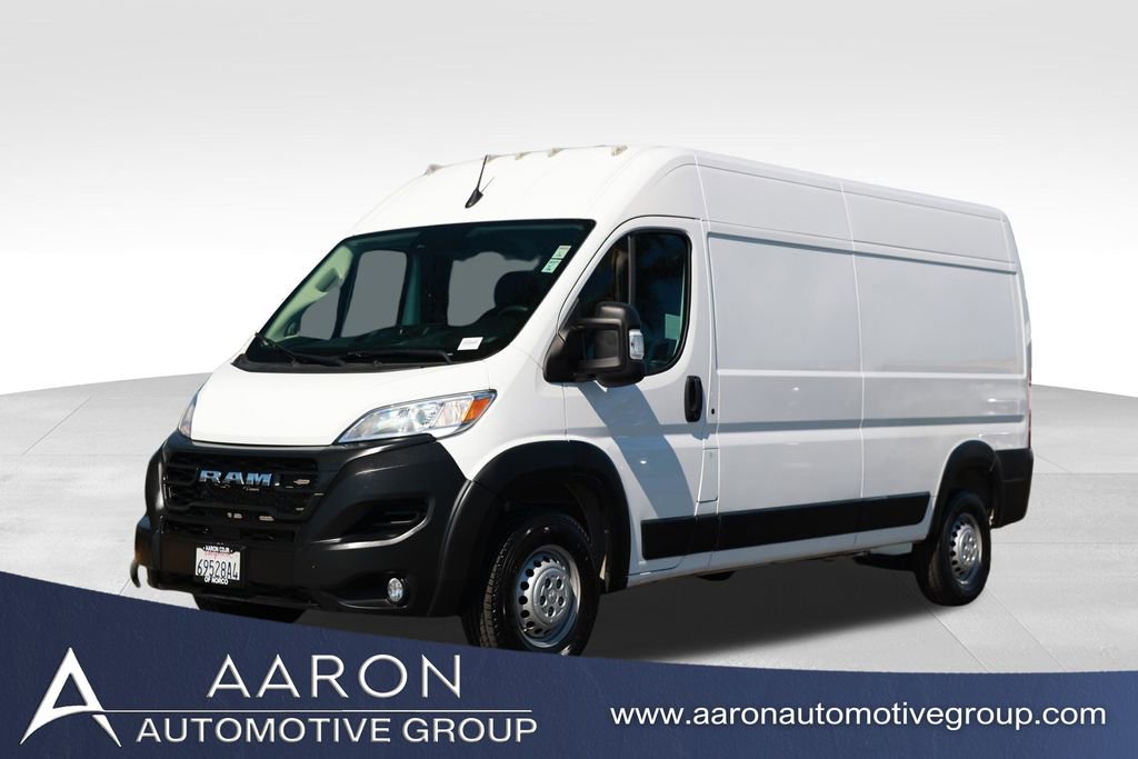 Used 2025 RAM ProMaster 2500 w/ Convenience Group FWD image 1