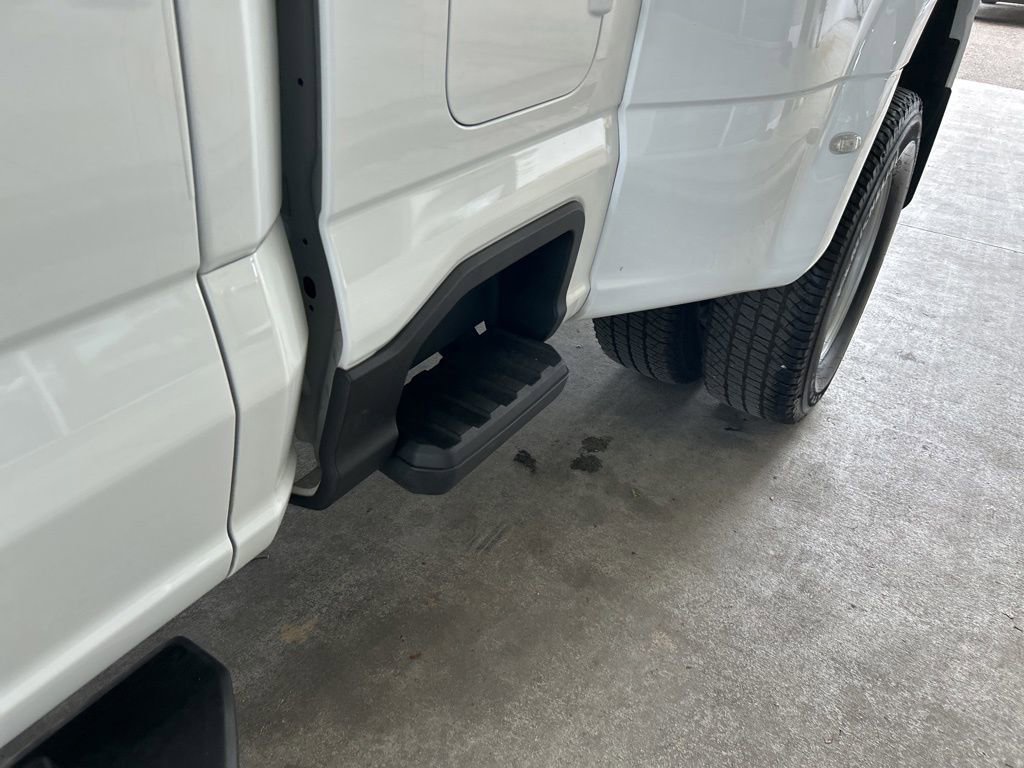 Used 2024 Ford F350 XL w/ 360-Degree Camera Package image 17