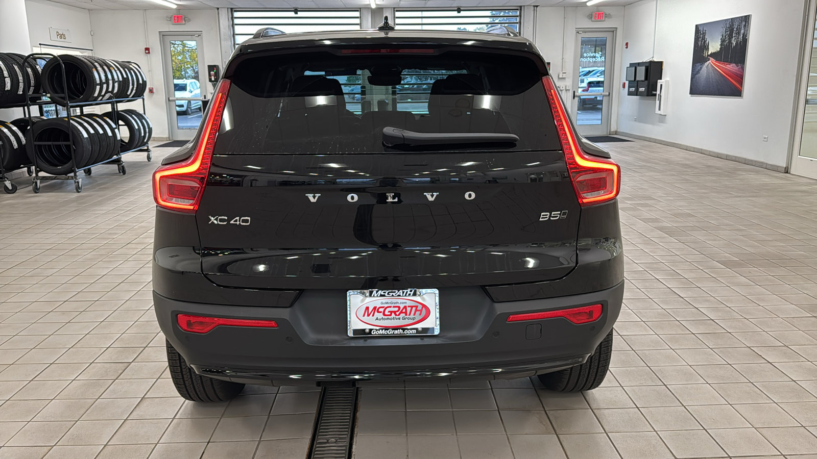 New 2026 Volvo XC40 B5 Ultra w/ Protection Package Premier AWD/4WD image 6