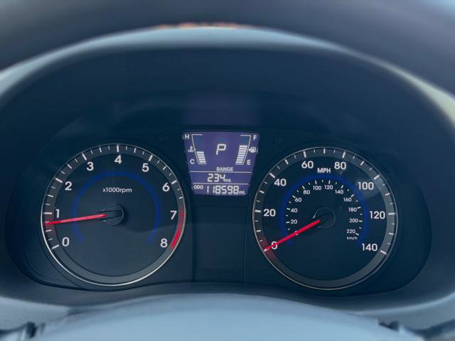 Used 2014 Hyundai Accent GLS w/ Option Group 2 image 18