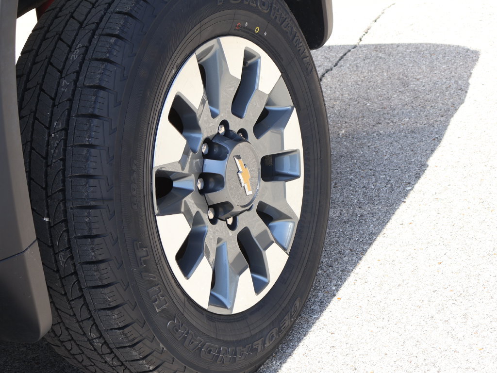 Used 2020 Chevrolet Silverado 2500 LT w/ Z71 Off-Road Package AWD/4WD image 35