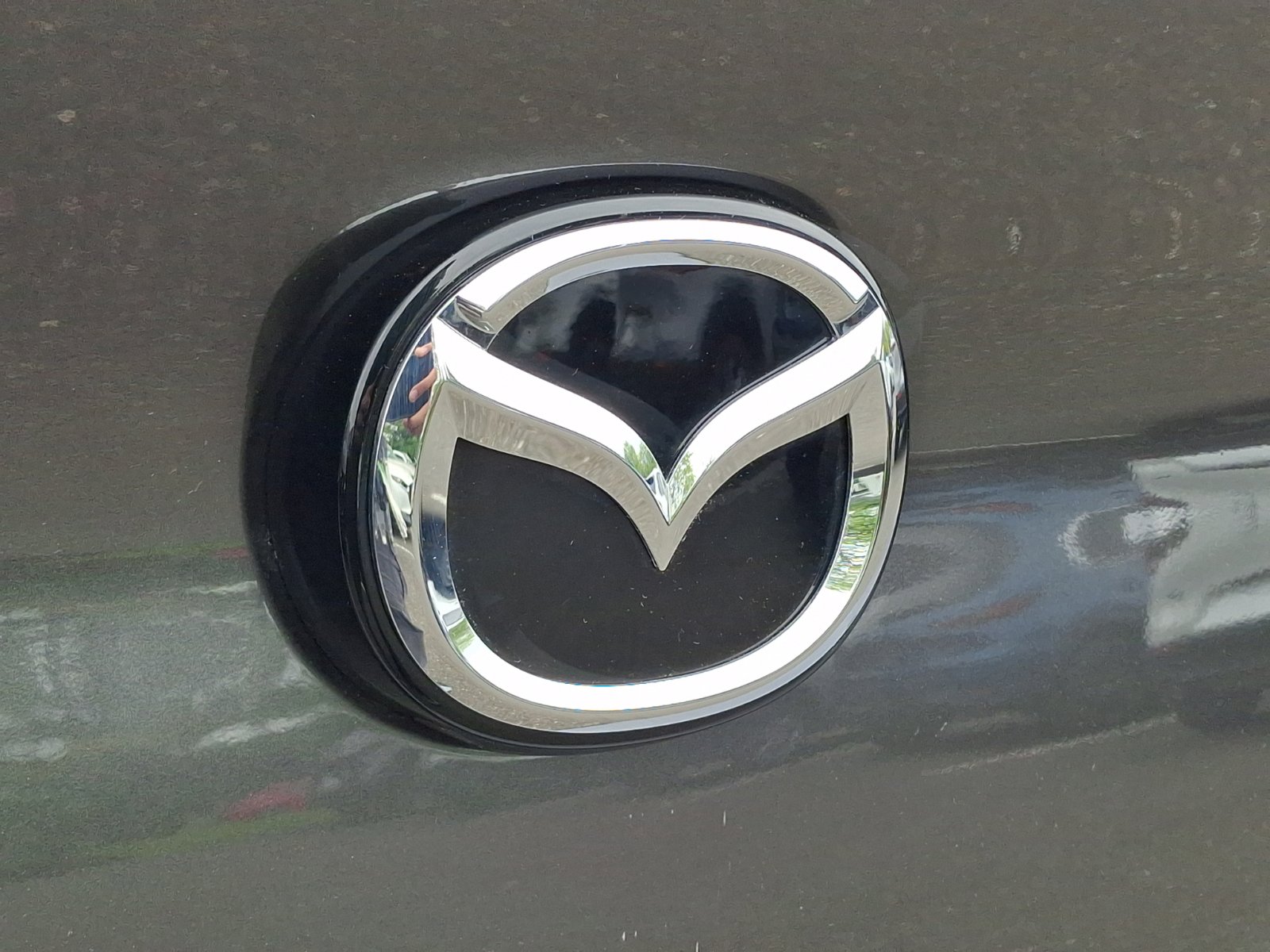 Certified 2025 MAZDA MAZDA3 s FWD image 30