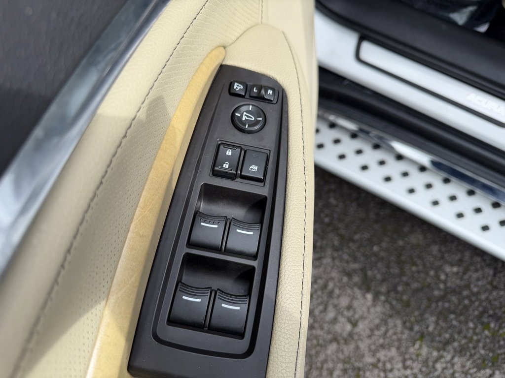 Used 2020 Acura MDX SH-AWD w/ Technology Package image 14