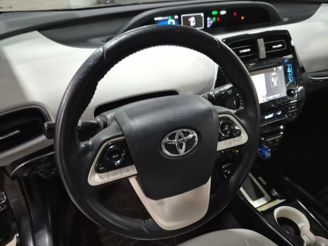 Used 2016 Toyota Prius Three Touring image 18